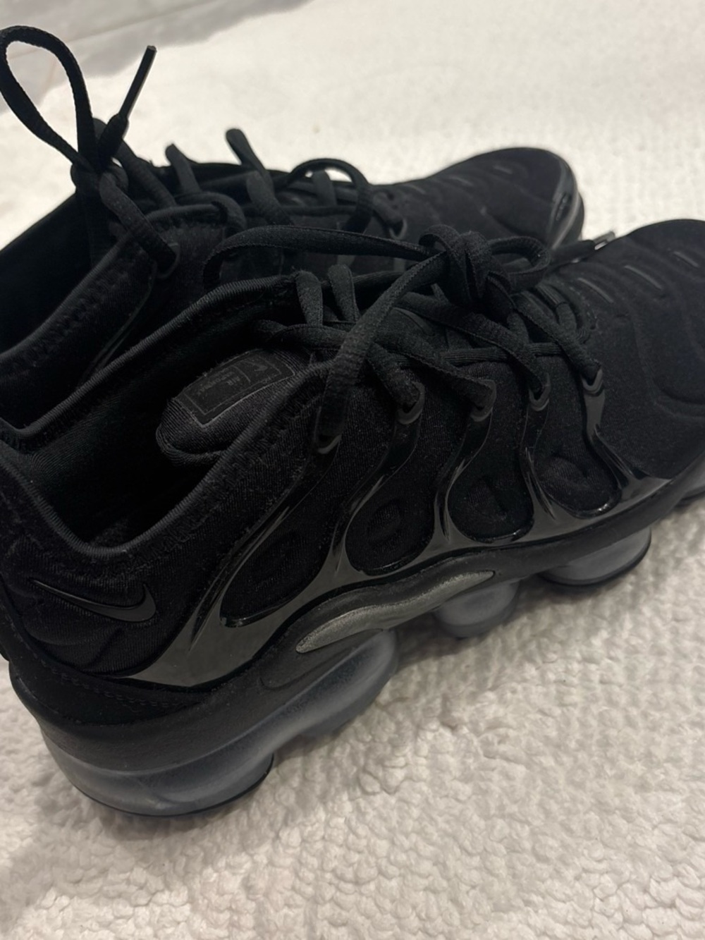 Nike Air VaporMax Plus Triple Black Women’s 6.5